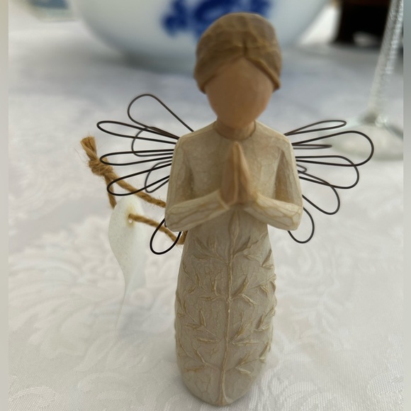 4 Willow Tree Figurines - Picture 10 of 12